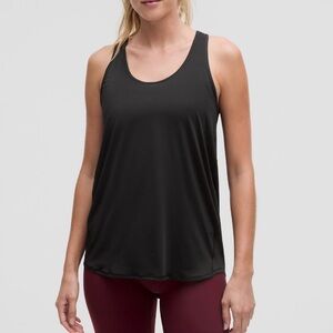 Lululemon | size 4 | essential tank * pleated